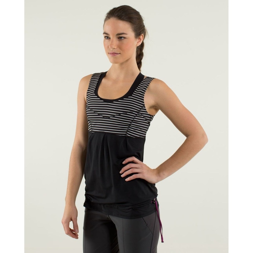 Lululemon Racer Tank Top Size 6 in‎ Black Stripe Black Tame Me